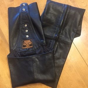 Women's leather sling chaps